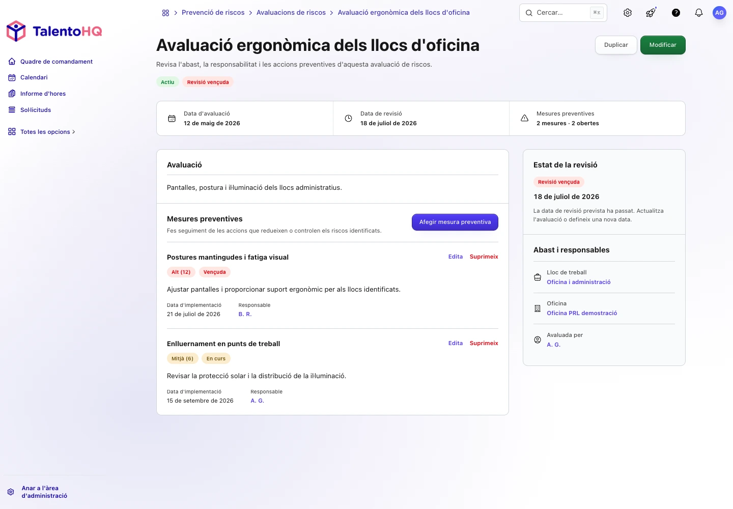 Detall d'una avaluació de riscos a TalentoHQ amb mesura, responsable i revisió vençuda