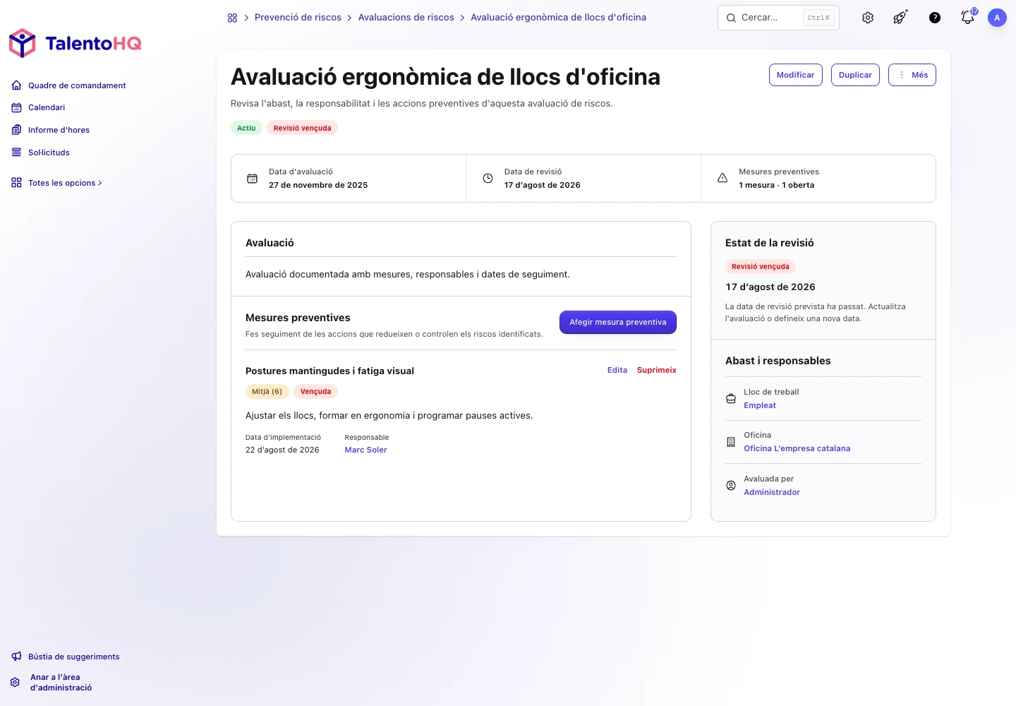 Detall d'una avaluació de riscos a TalentoHQ amb mesura, responsable i revisió vençuda